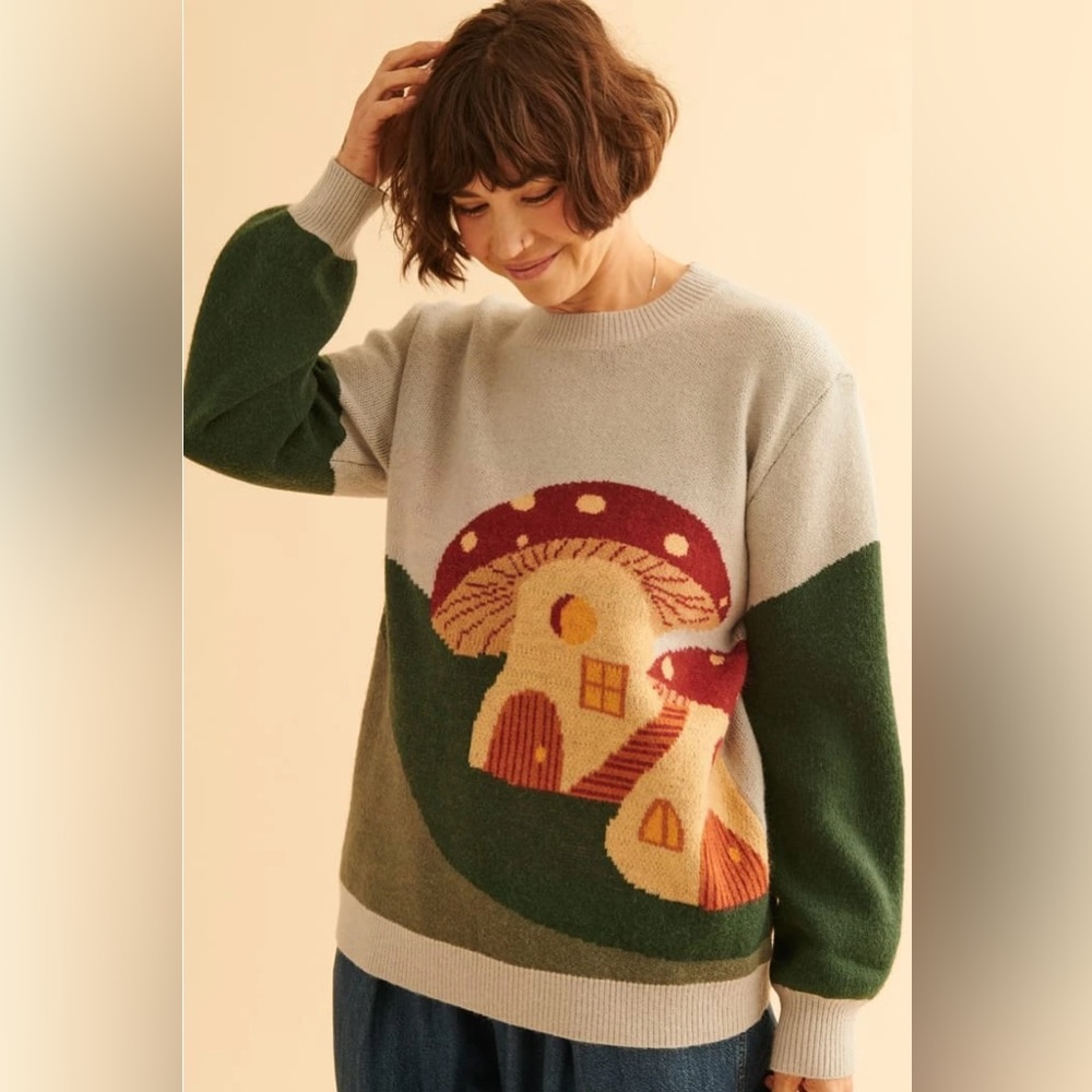Magical Mushroom Hideaway Sweater, Large, NWT